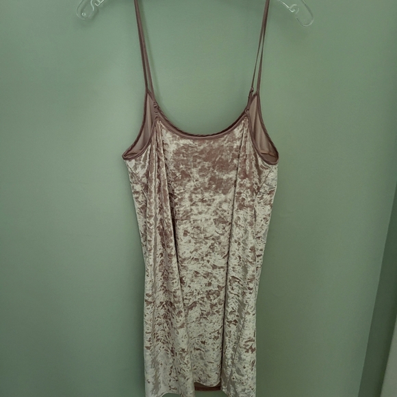 Victoria's Secret Crushed Velvet Slip Nightie Gown M/L Dusty Pink Intimate Sleep - Picture 5 of 7